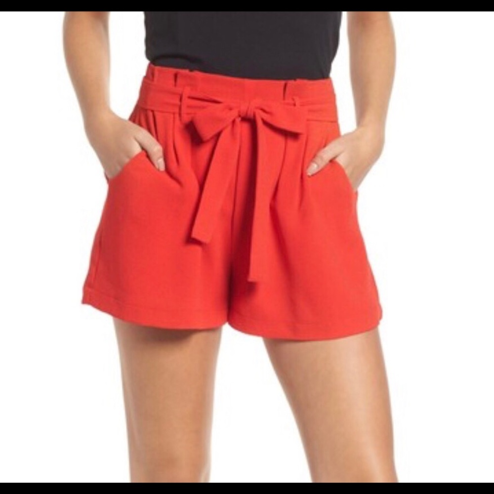 HIGH WAISTED RED DRESS SHORTS WITH TIE